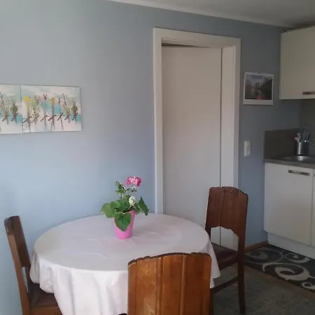 Perlenbachtal Apartment